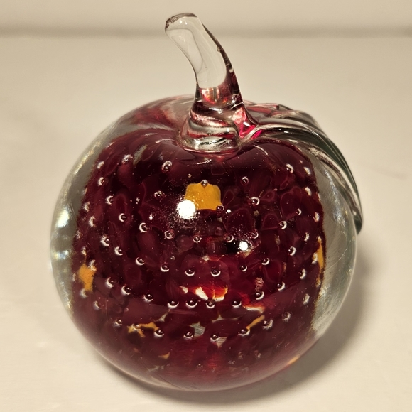 Murano Glass Apple Paperweight - Picture 1 of 11